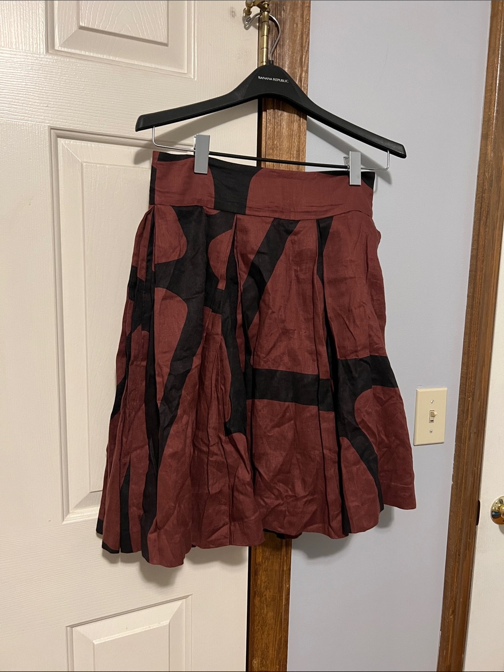 Banana Republic Wine Red & Black Patterned Skater Skirt